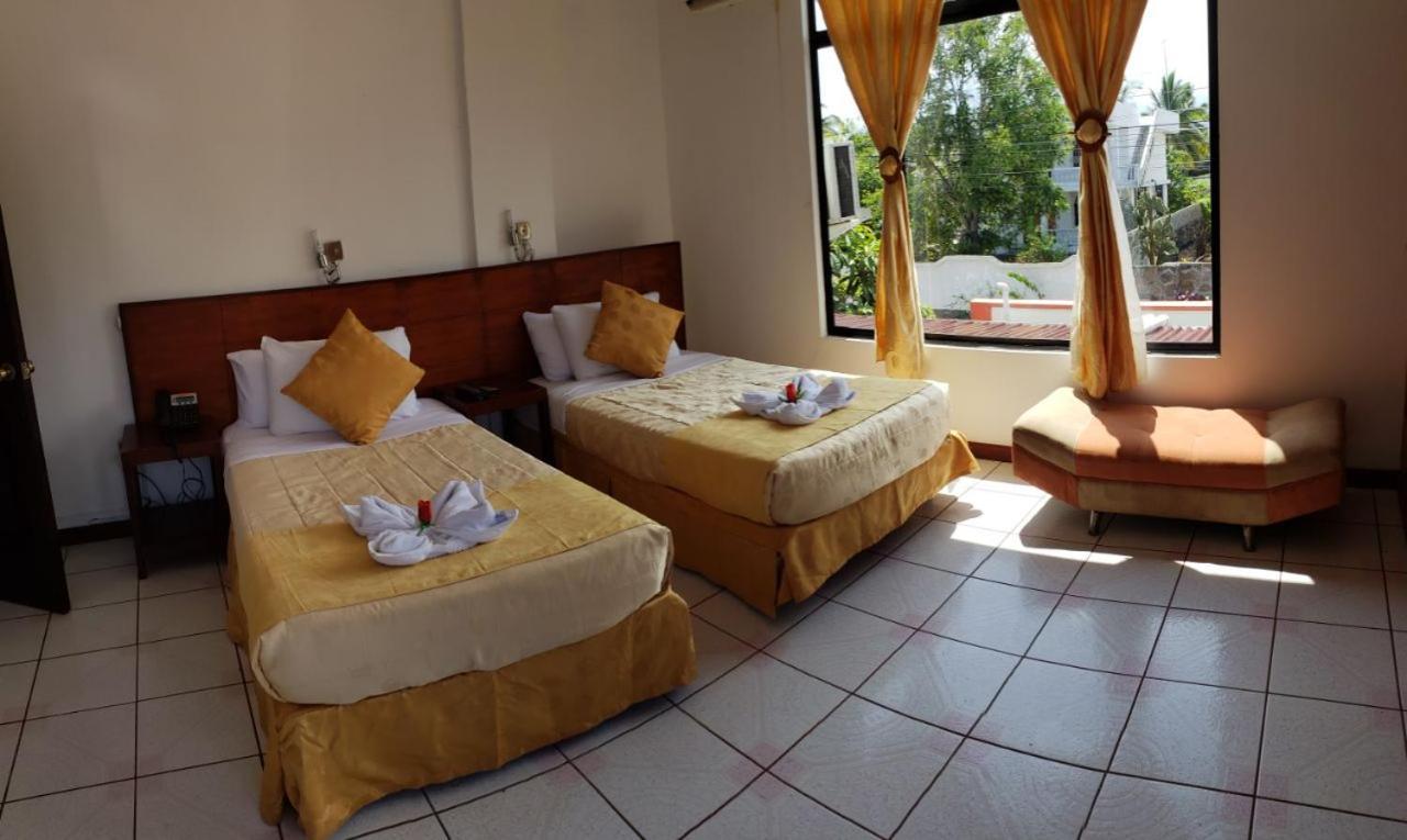 Hotel Dejavu Puerto Ayora  Ngoại thất bức ảnh